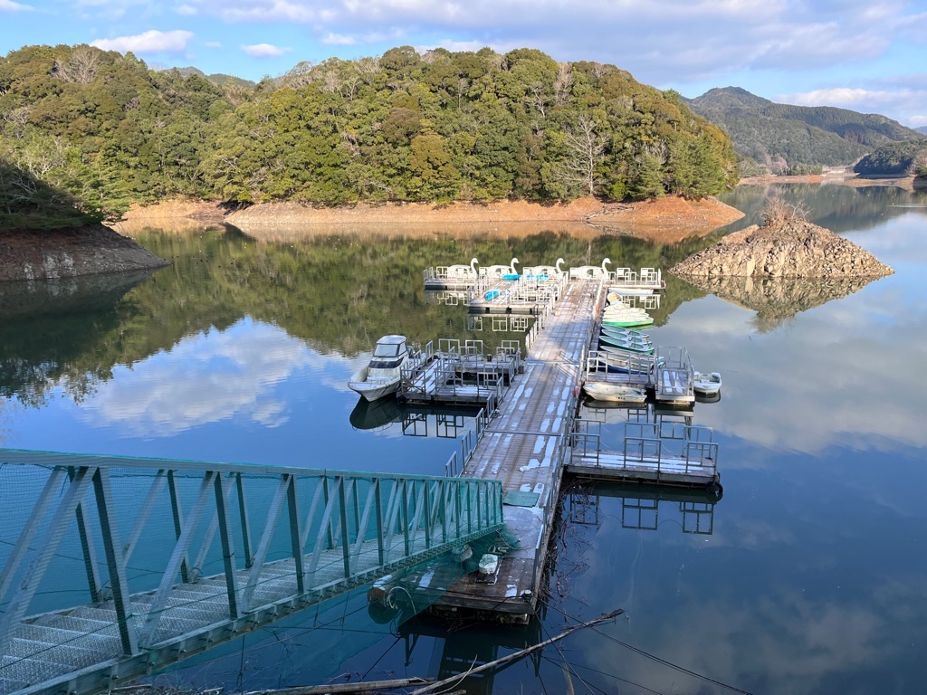 お待たせしました！豊田湖畔公園釣り桟橋　使用再開！！